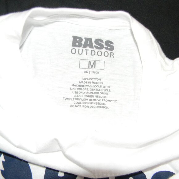 Bass Outdoor White Men's Tee Size M NWT - Picture 3 of 3